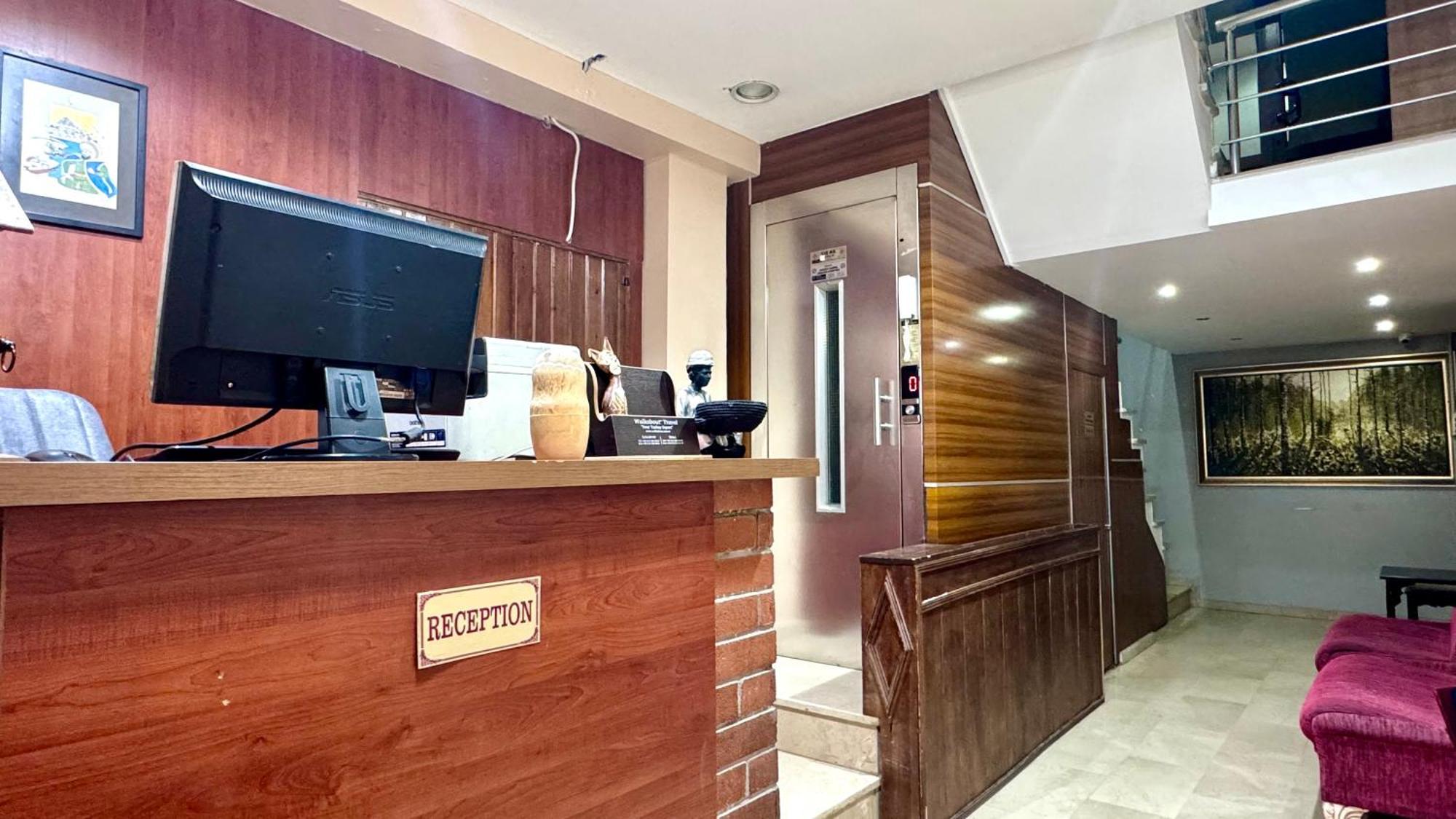 Rozza Hotel Istanbul Bagian luar foto